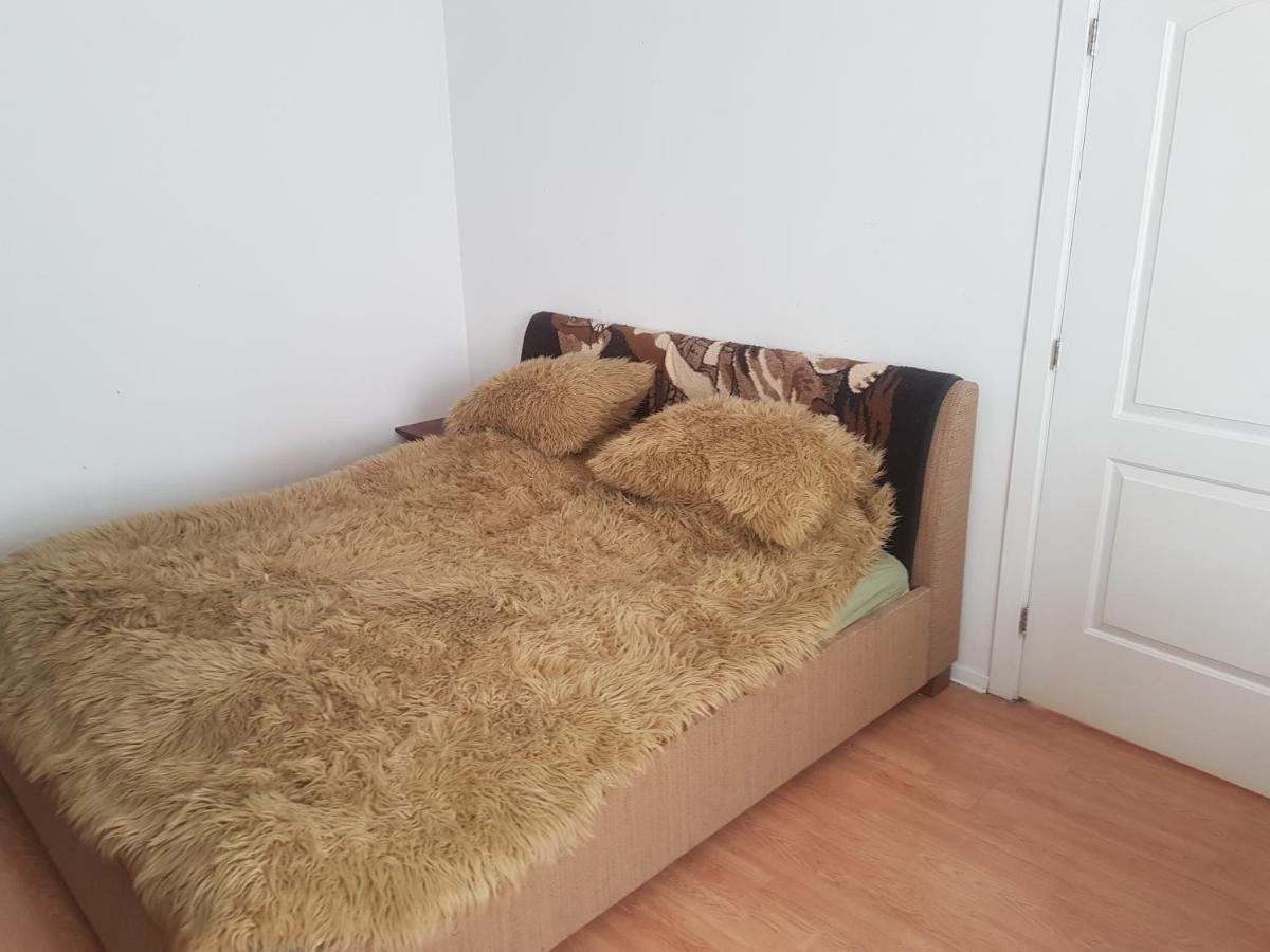 Cozy Apartment In Good Location! Riga Kültér fotó